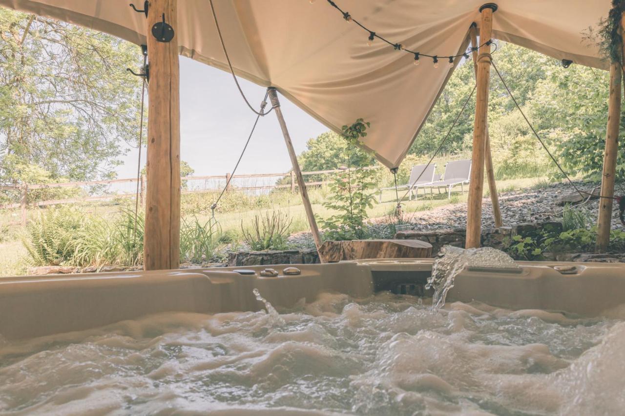 Romantic Getaway - Sauna And Jacuzzi - El Clandestino Stoumont Exterior foto